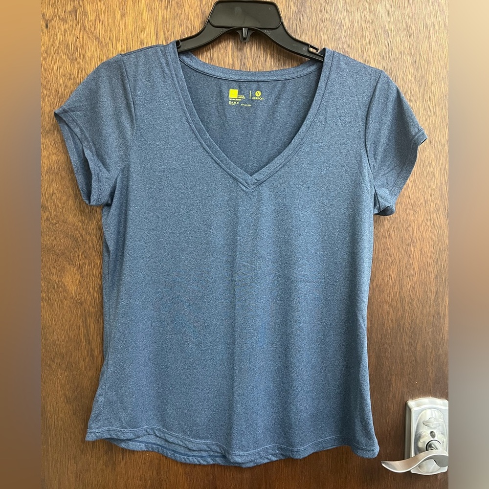 Xersion Women's Blue V-Neck Top Sz L
